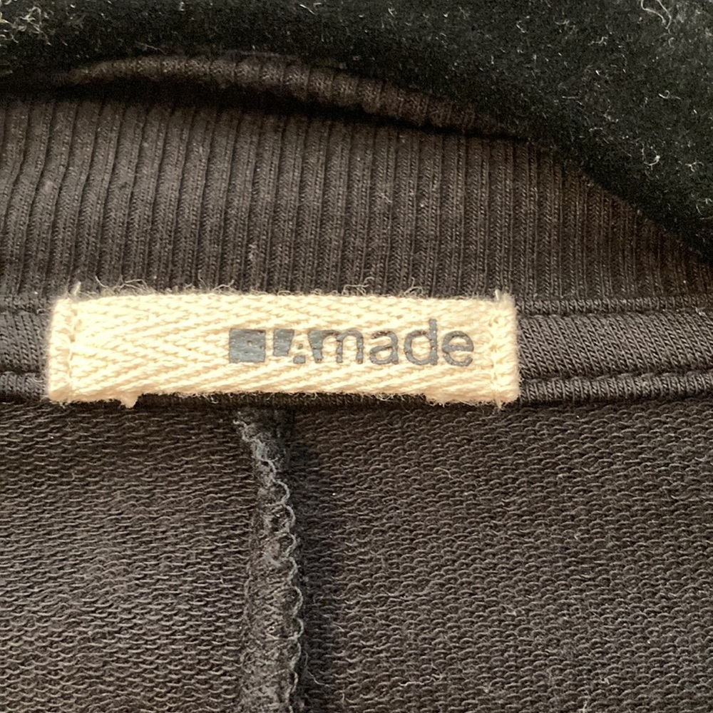 Lightweight jacket - Picture 2 of 3